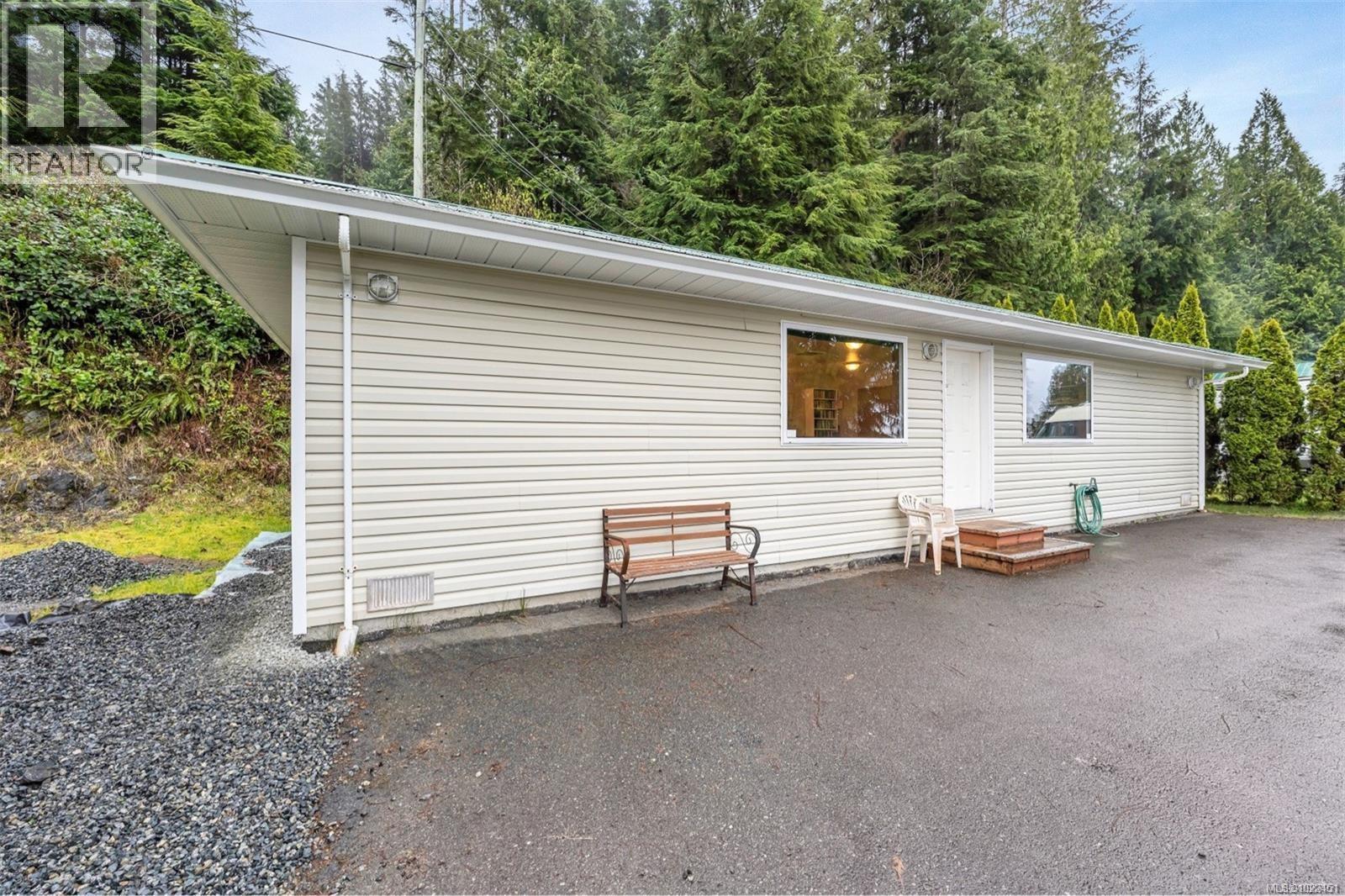 15 6340 Cerantes Rd, Port Renfrew