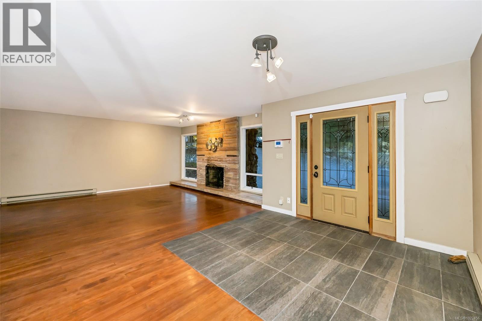 4133 Rocky Mountain Rd, Malahat