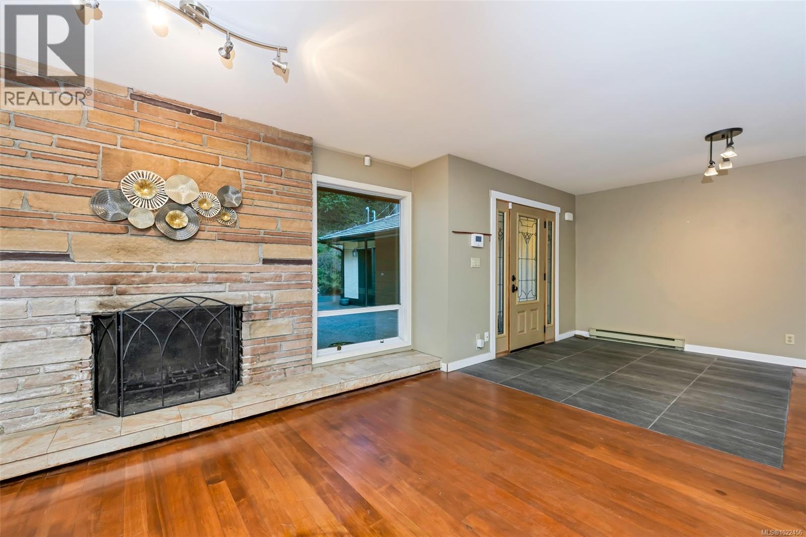 4133 Rocky Mountain Rd, Malahat