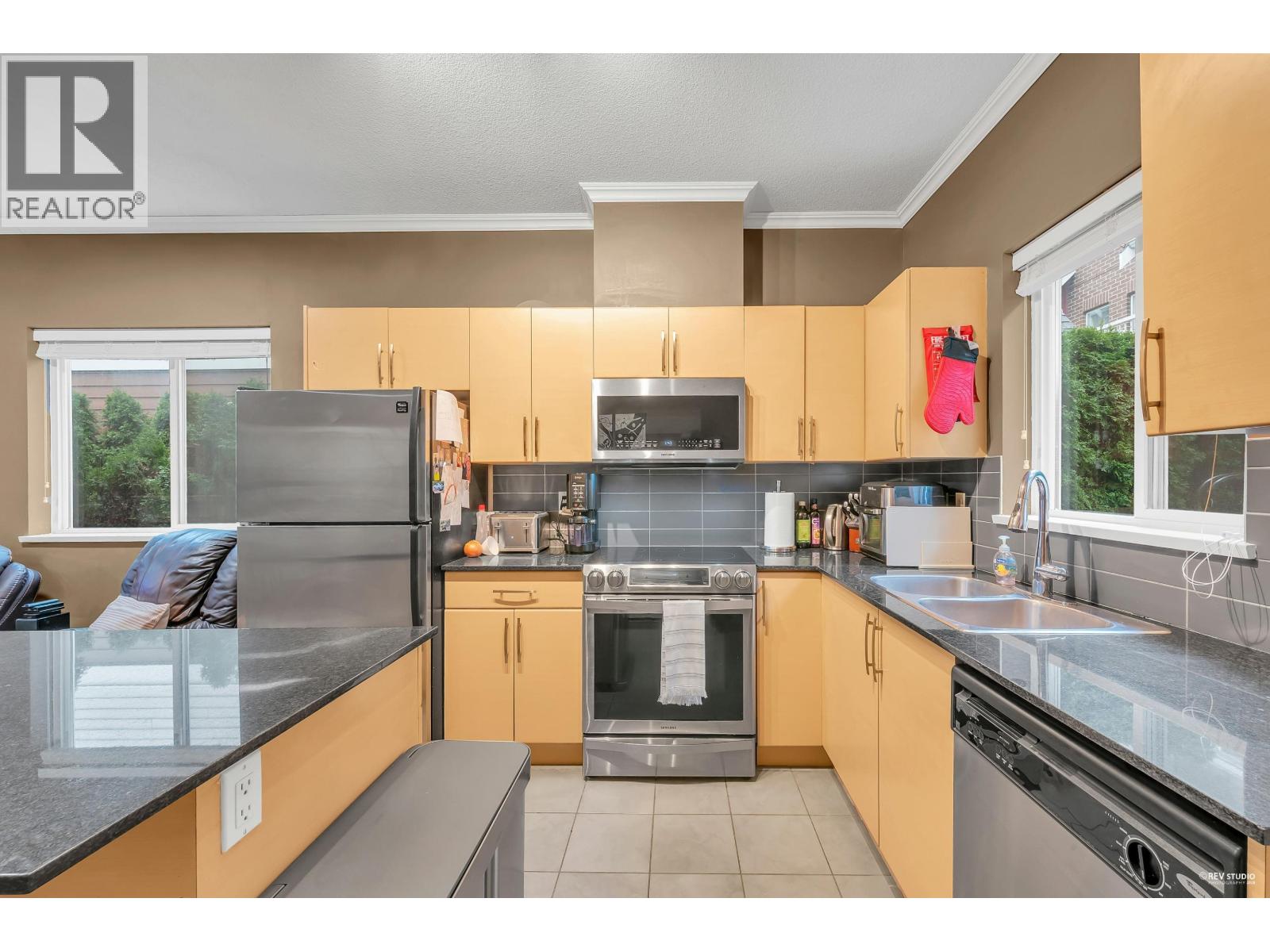 310 1661 FRASER AVENUE, Port Coquitlam