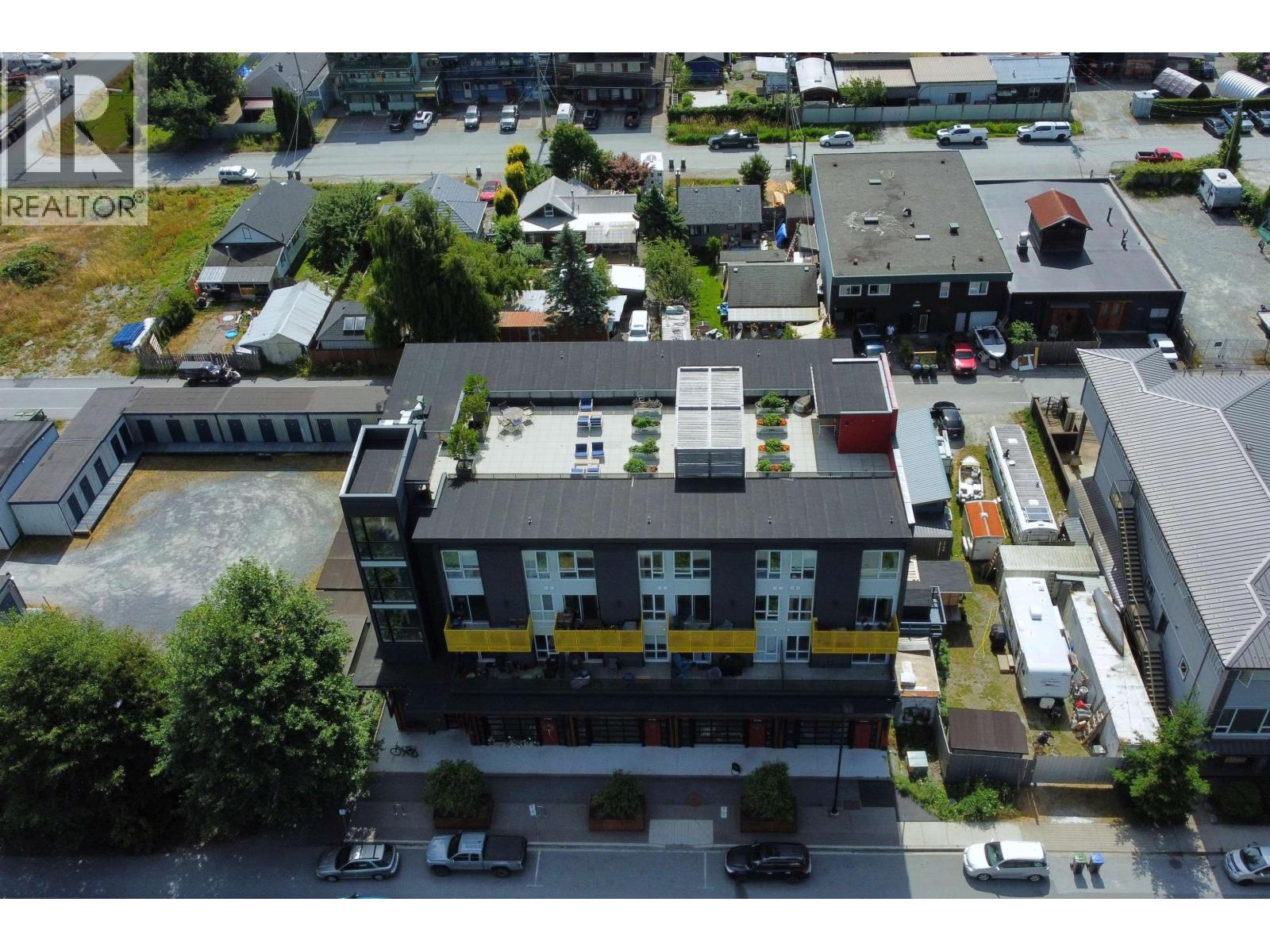 301 37762 THIRD AVENUE, Squamish