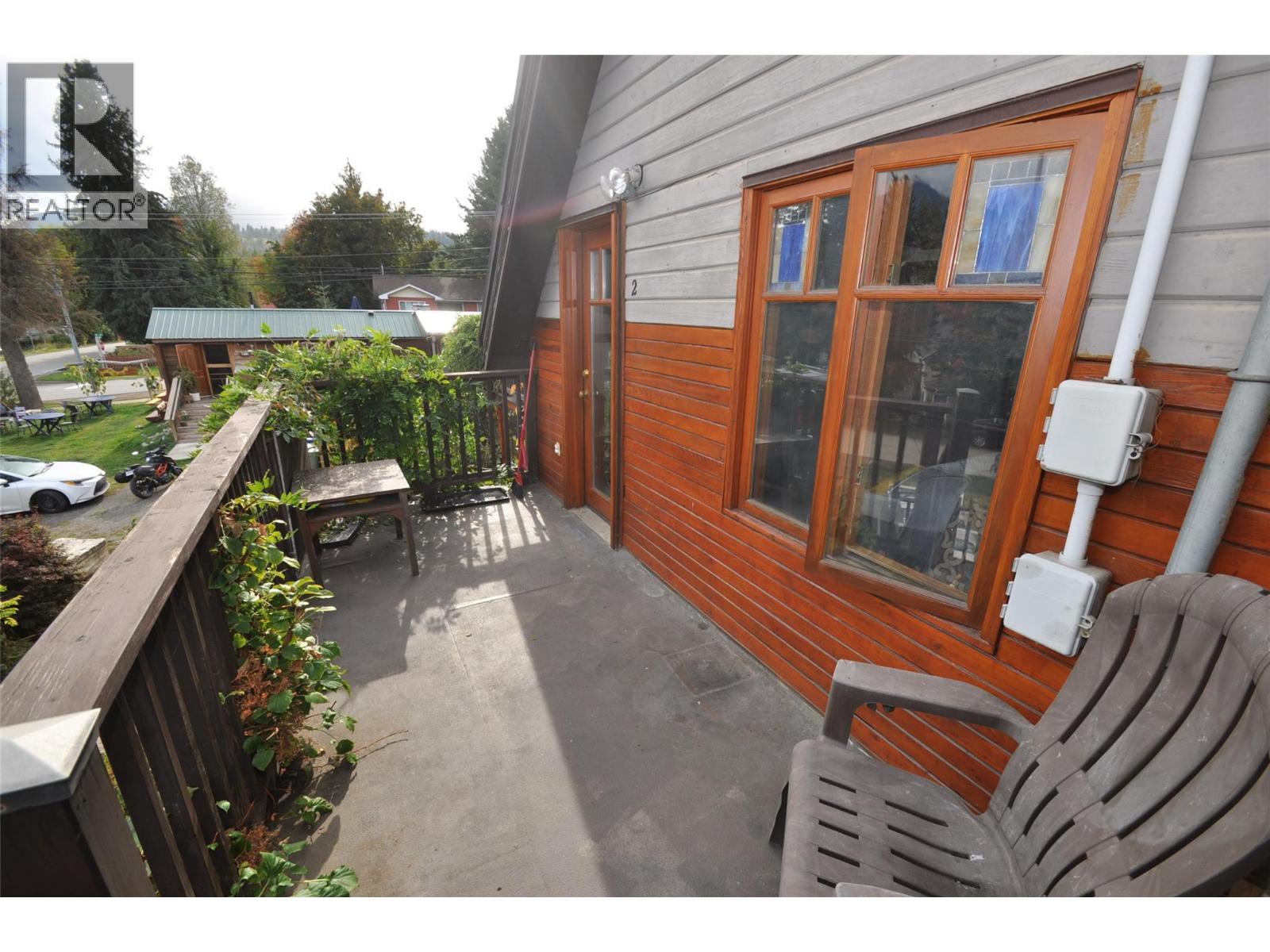 105 Washington Street N, Kaslo