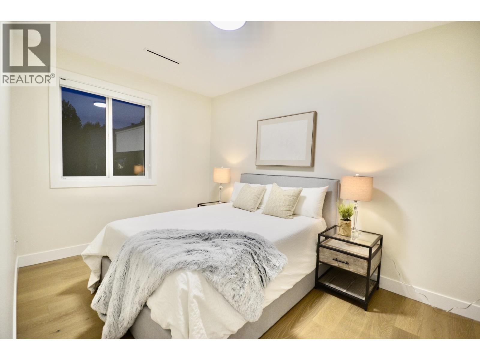 101 901 EDGAR AVENUE, Coquitlam