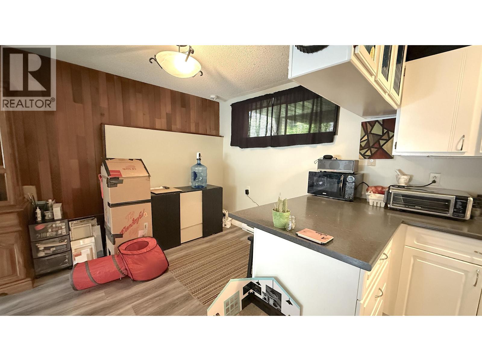 1796-1798 SLOAN AVENUE - 7