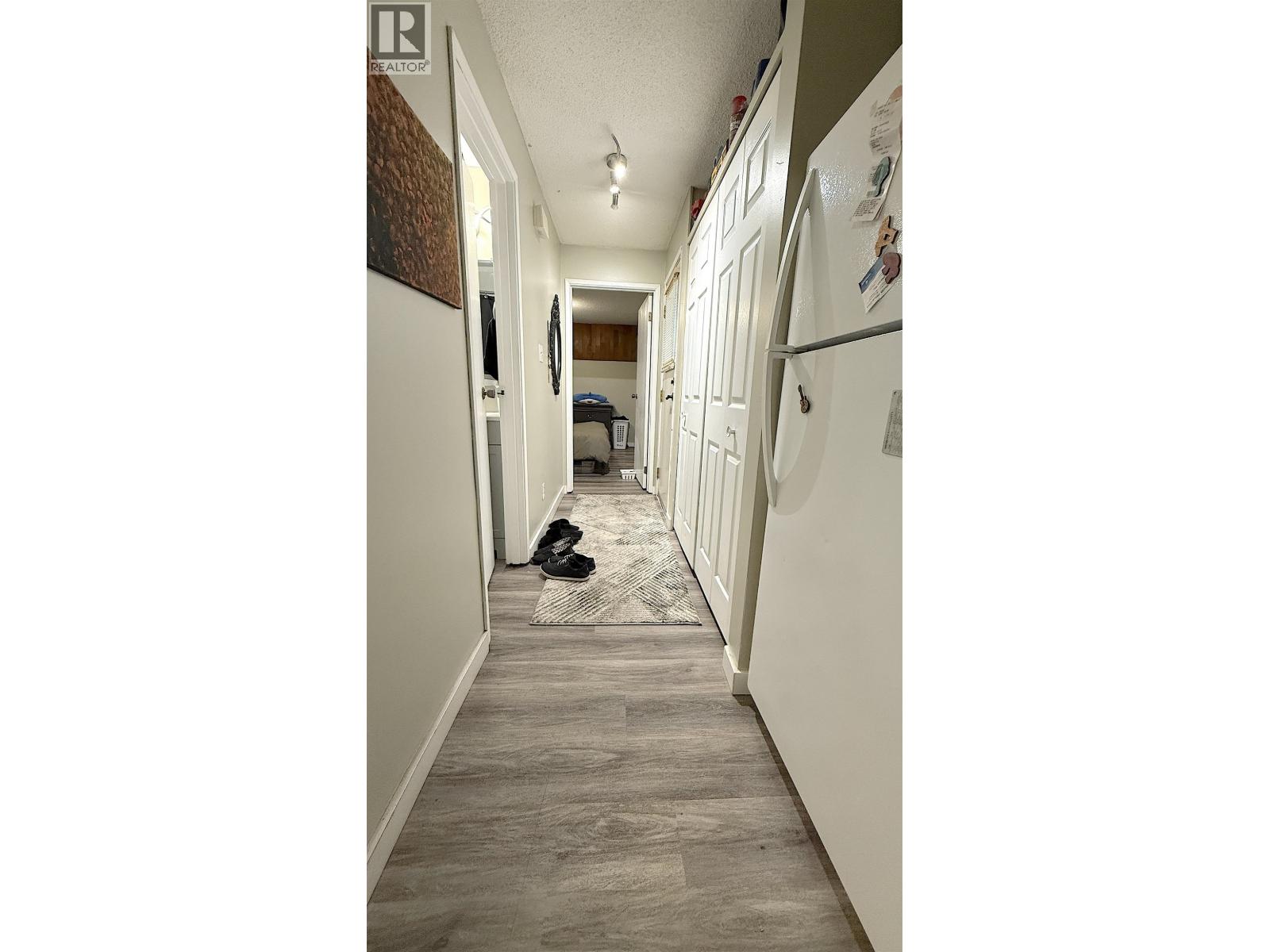 1796-1798 SLOAN AVENUE