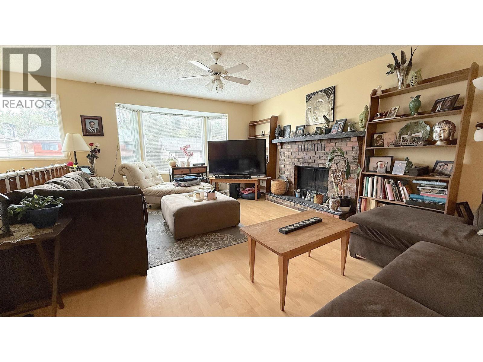 1796-1798 SLOAN AVENUE