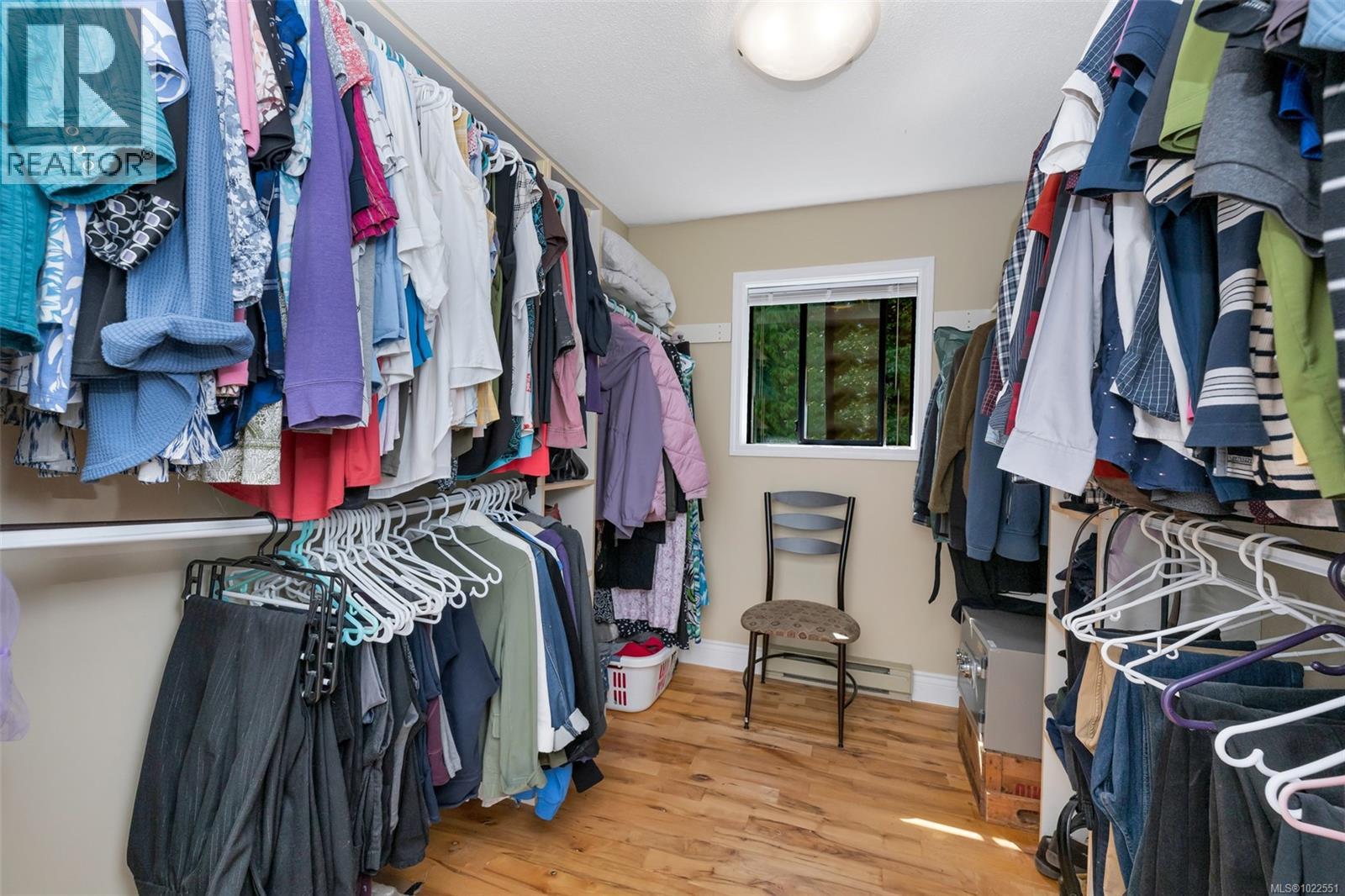 5885 Jupiter Pl, Sooke