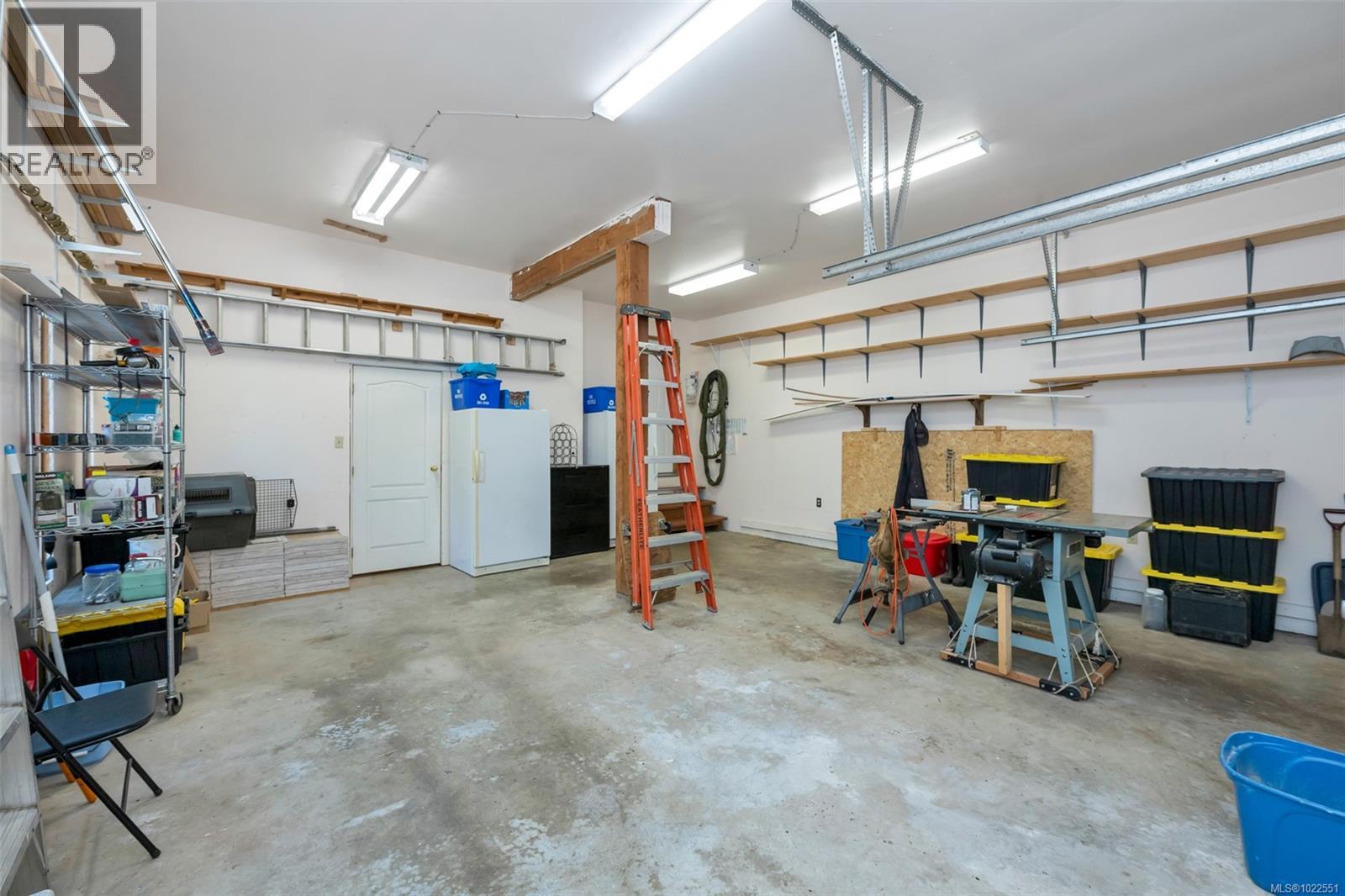 5885 Jupiter Pl, Sooke