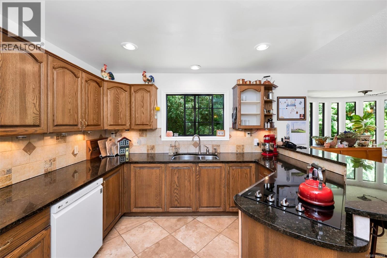 5885 Jupiter Pl, Sooke