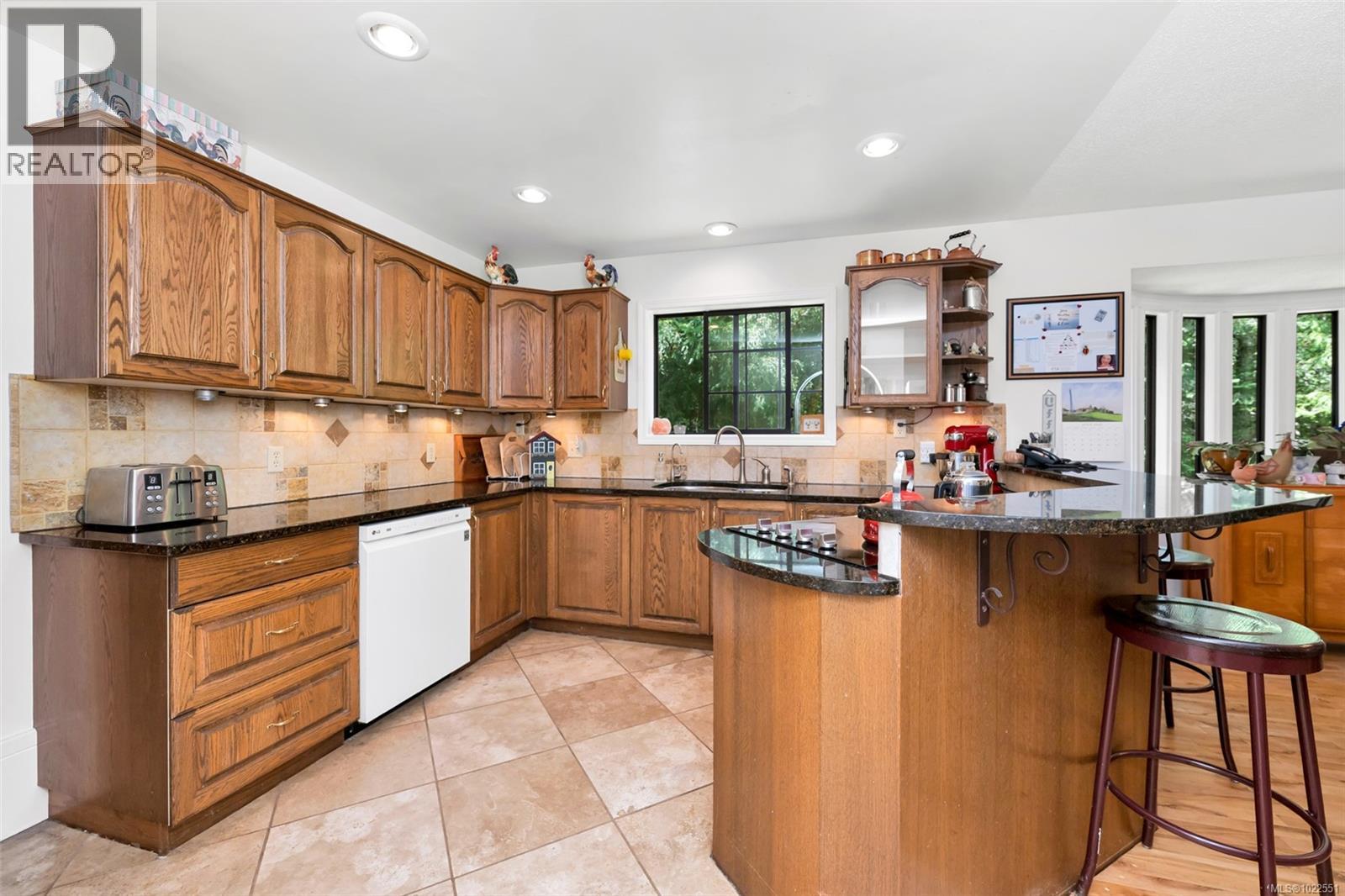 5885 Jupiter Pl, Sooke