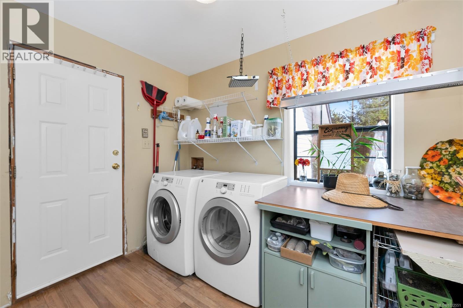 5885 Jupiter Pl, Sooke