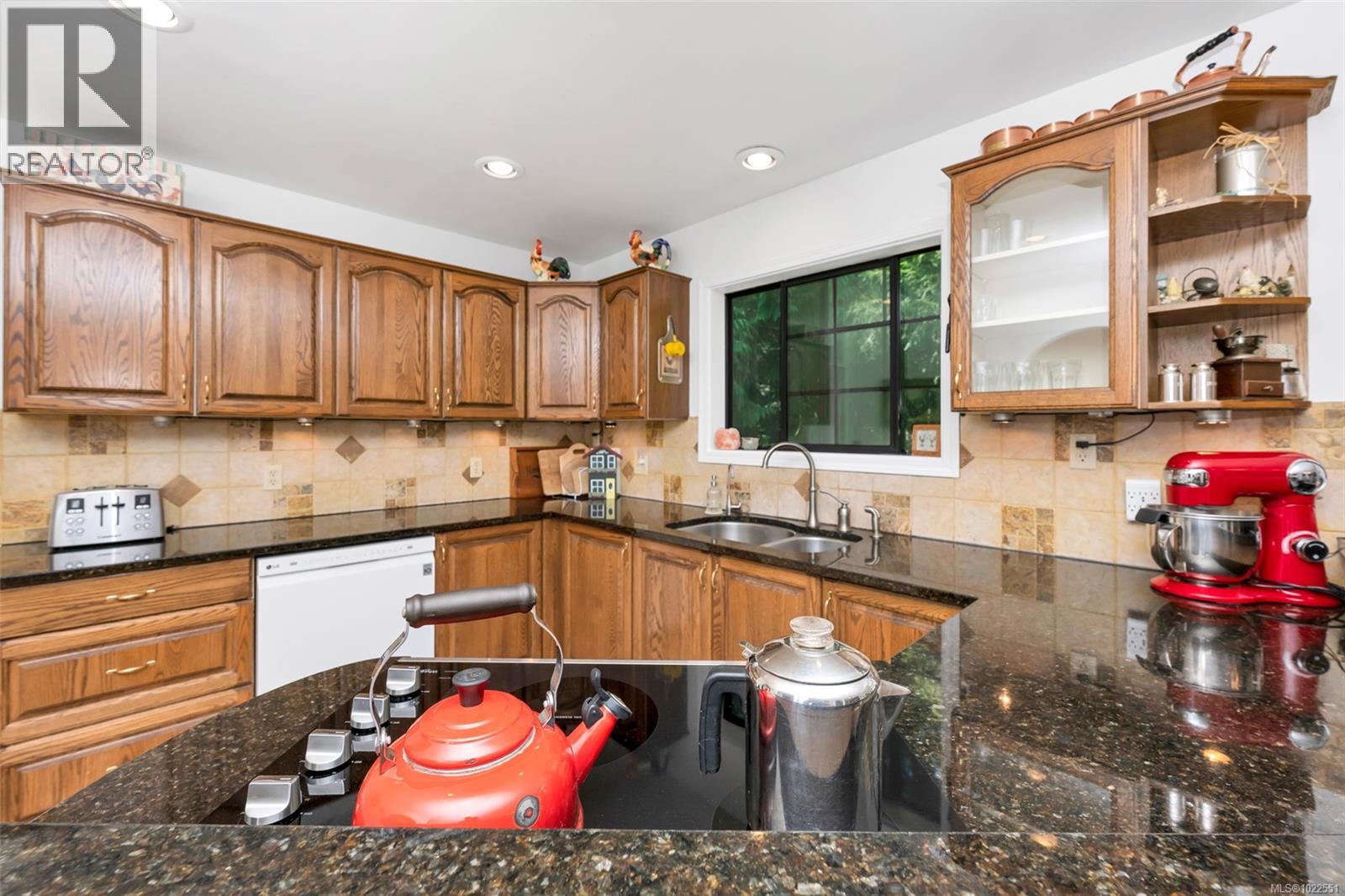 5885 Jupiter Pl, Sooke