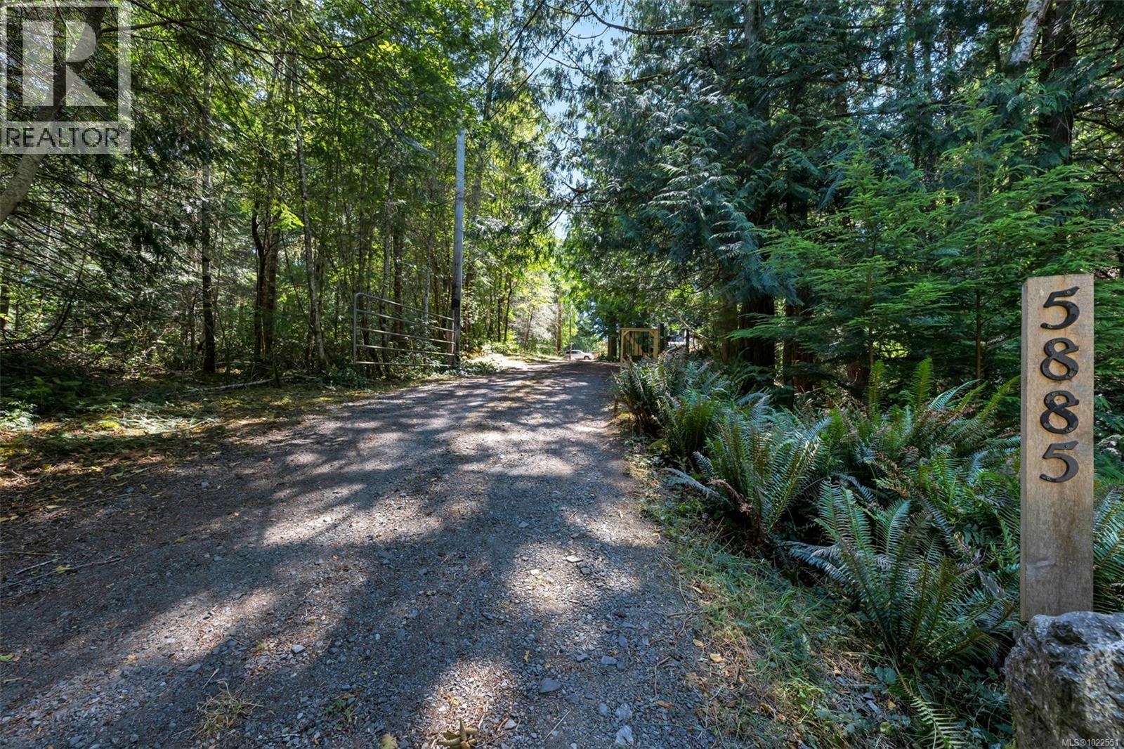 5885 Jupiter Pl, Sooke