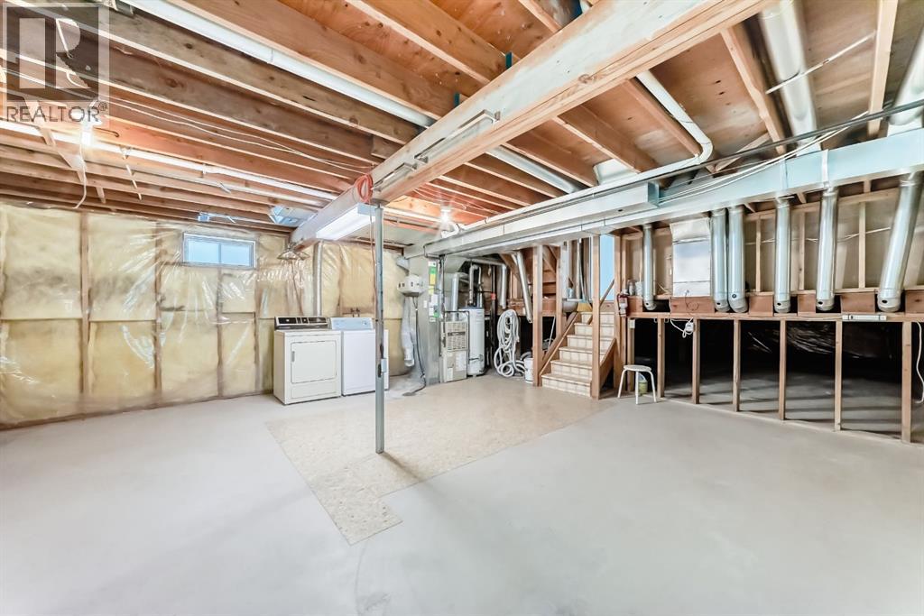 Single Family House 4 Level for Sale in  Cedardale Hill SW Cedarbrae Calgary 