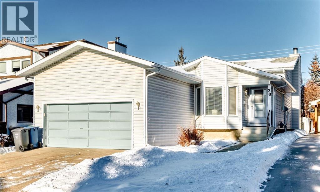 Single Family House 4 Level for Sale in  Cedardale Hill SW Cedarbrae Calgary 