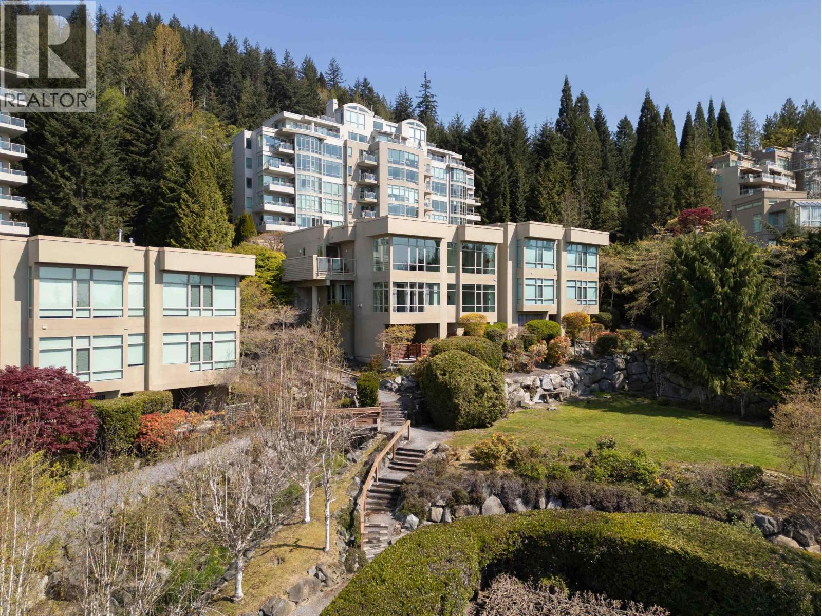 3112 DEER RIDGE DRIVE, West Vancouver