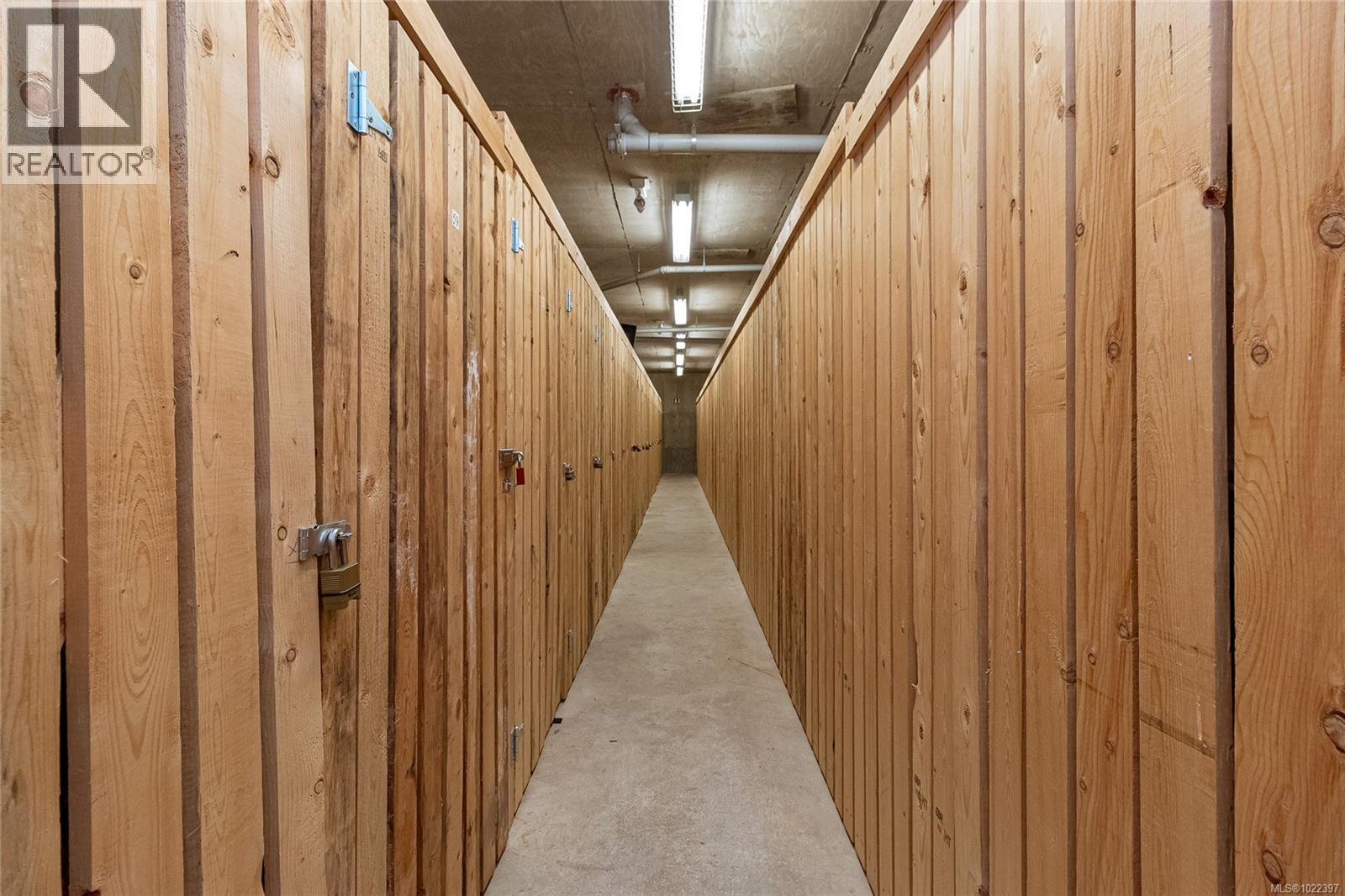 109 797 Tyee Rd, Victoria