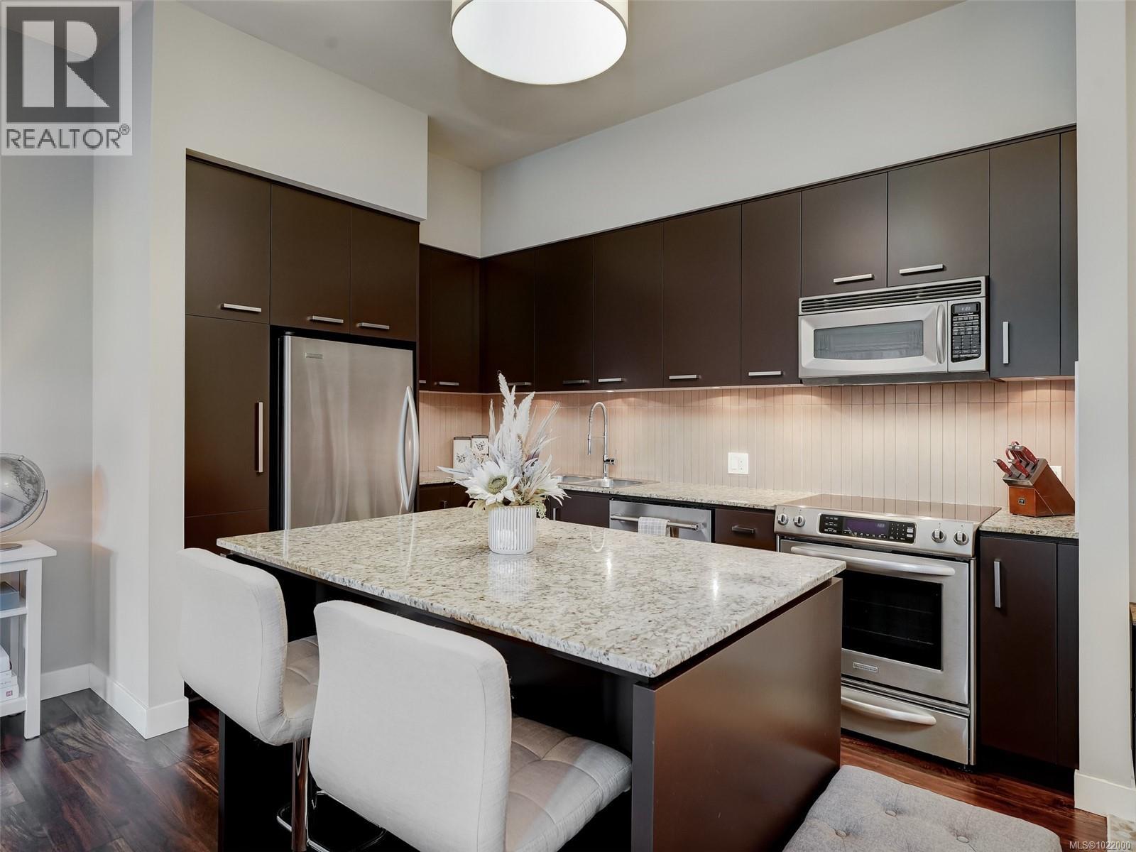 120 1375 Bear Mountain Pkwy, Langford