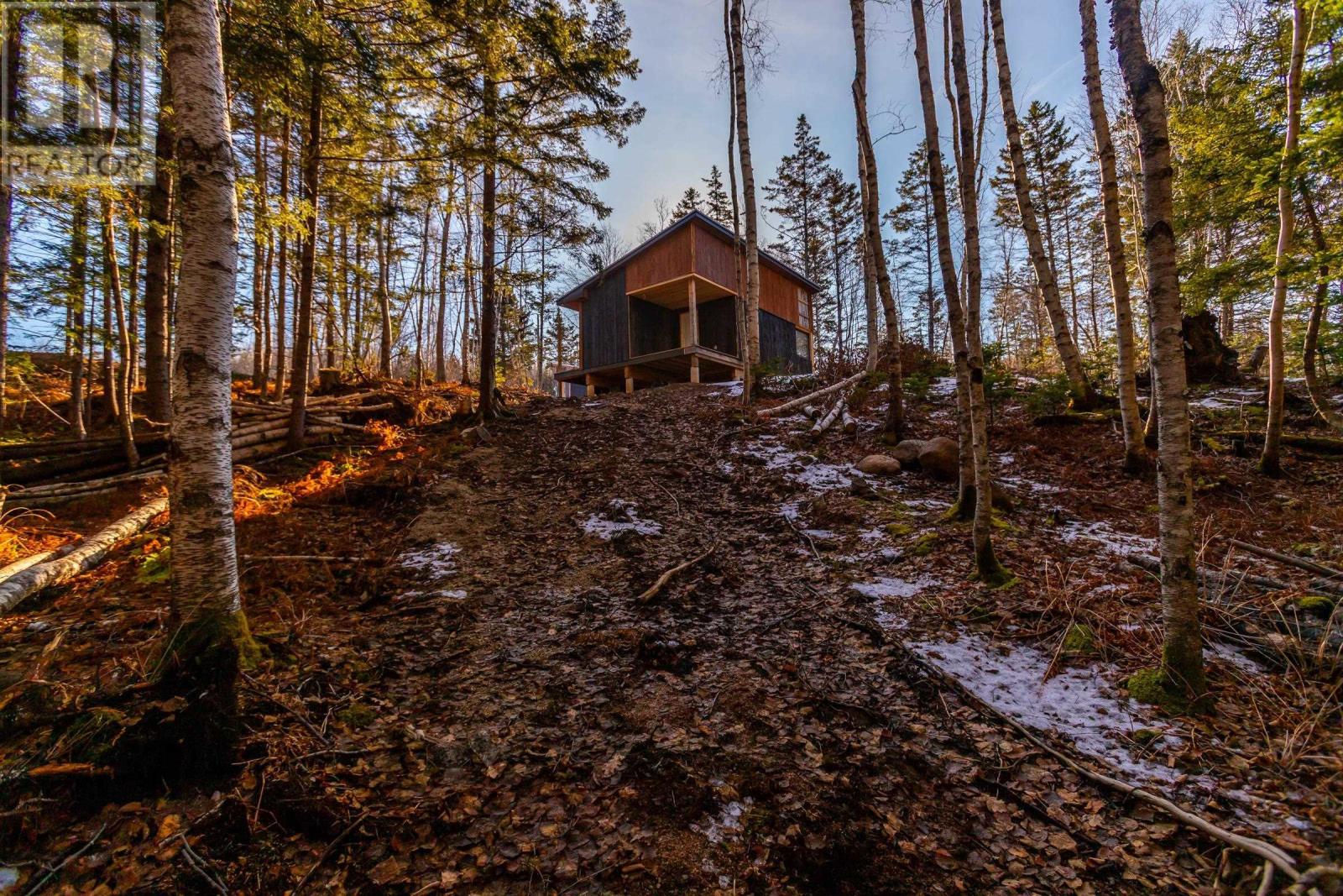 Property 21 of 25 of 207 Old Post Road