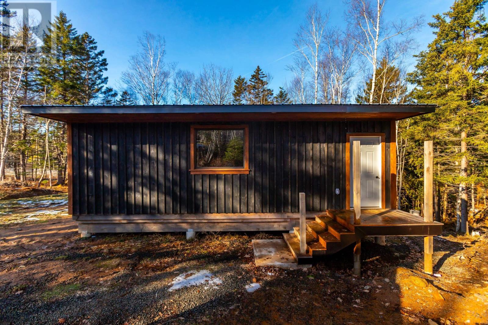 Property 2 of 25 of 207 Old Post Road