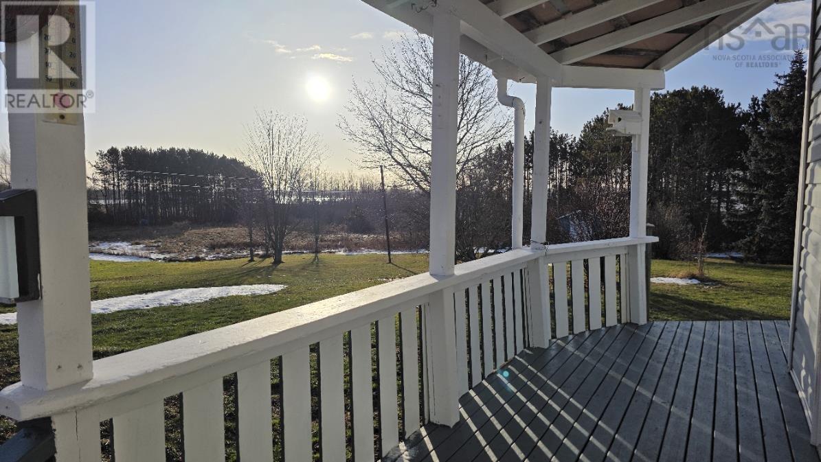 Property 20 of 21 of 2892 NS-376