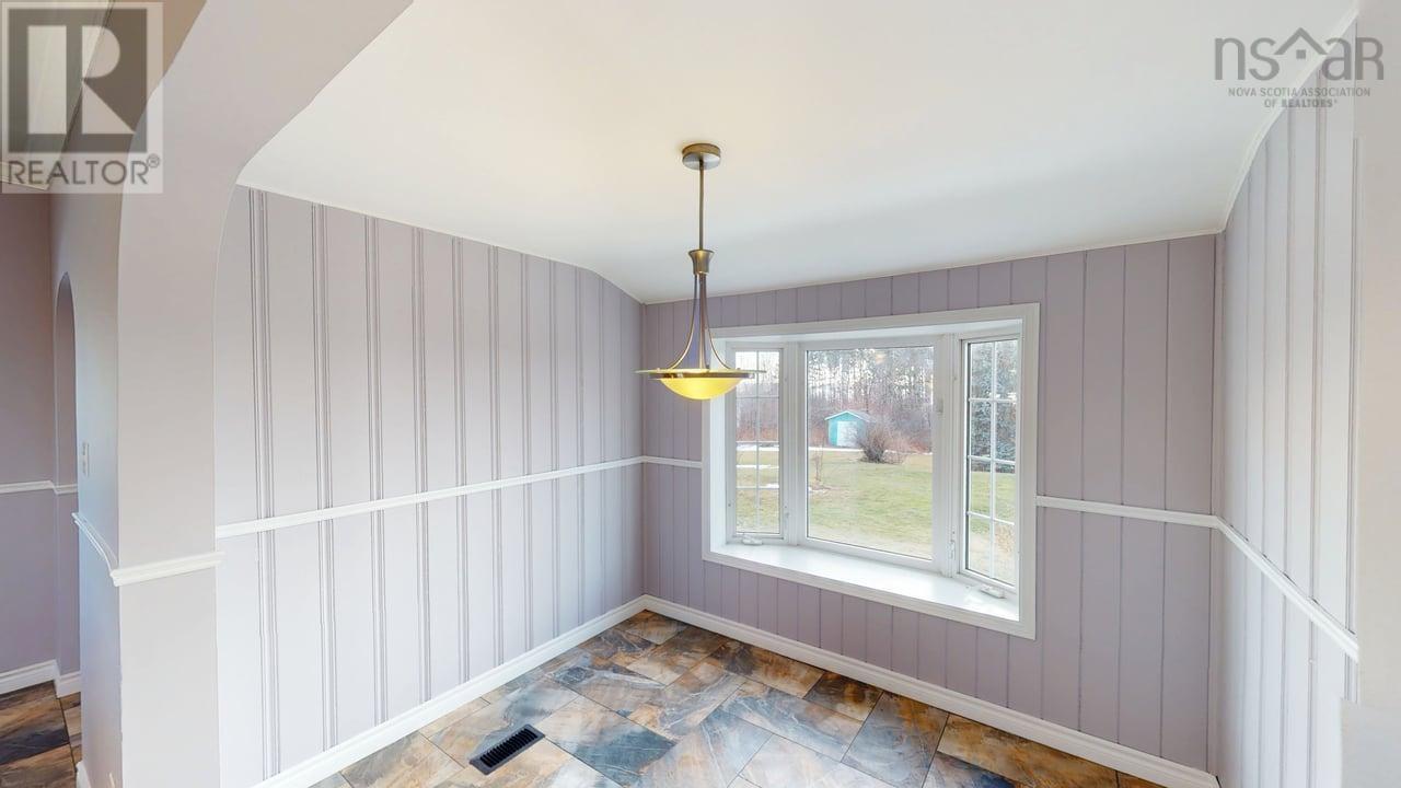 Property 8 of 21 of 2892 NS-376