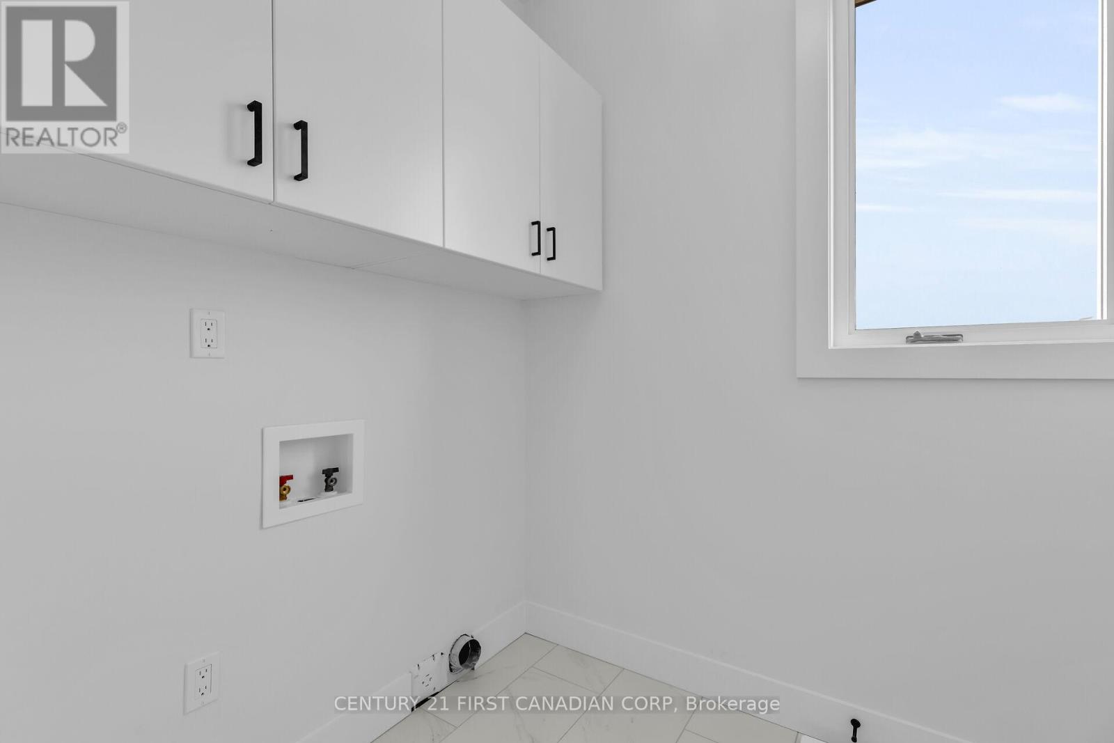 LOT 207 HOBBS DRIVE - 18