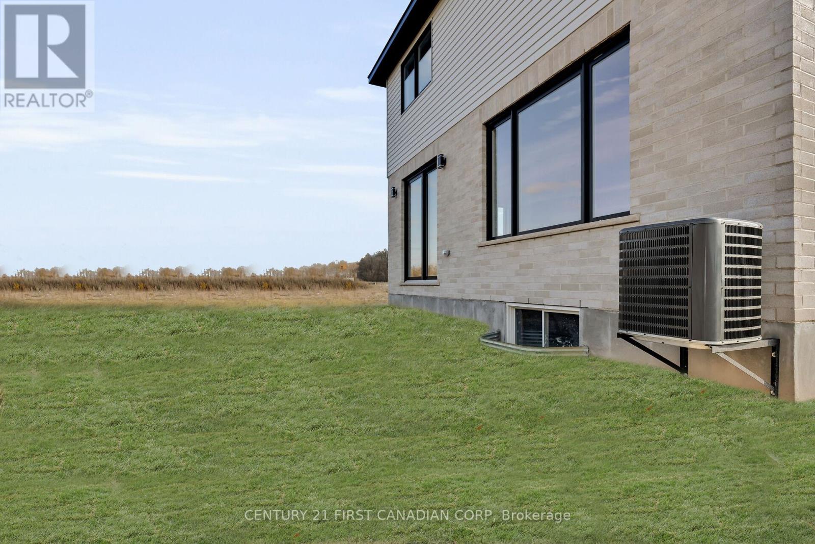 LOT 207 HOBBS DRIVE - 26