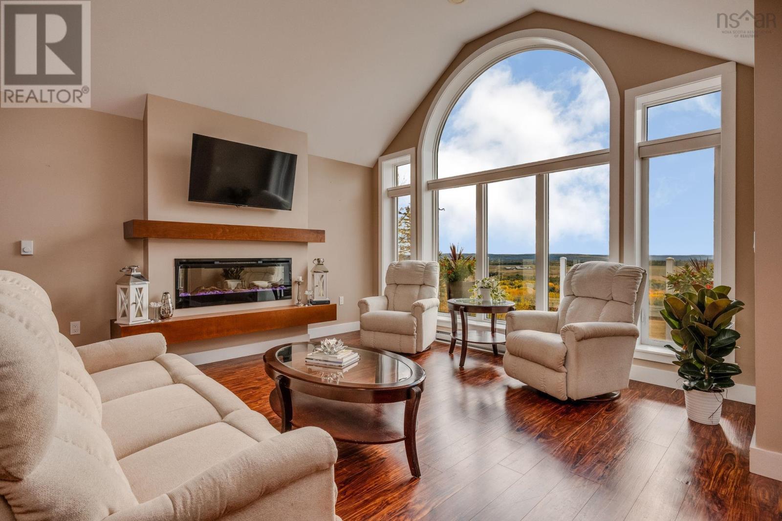 Property 9 of 49 of 353 Ben Phinney Road