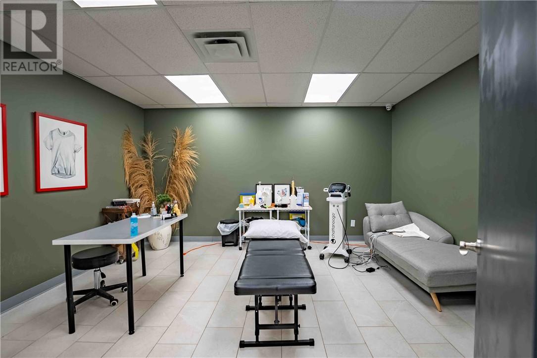 1536 Lasalle Boulevard Unit# B-1