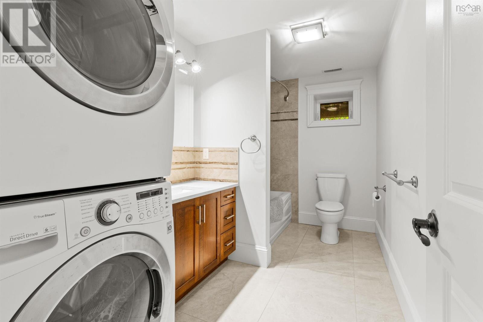 Property 34 of 38 of 55 Sophia Street