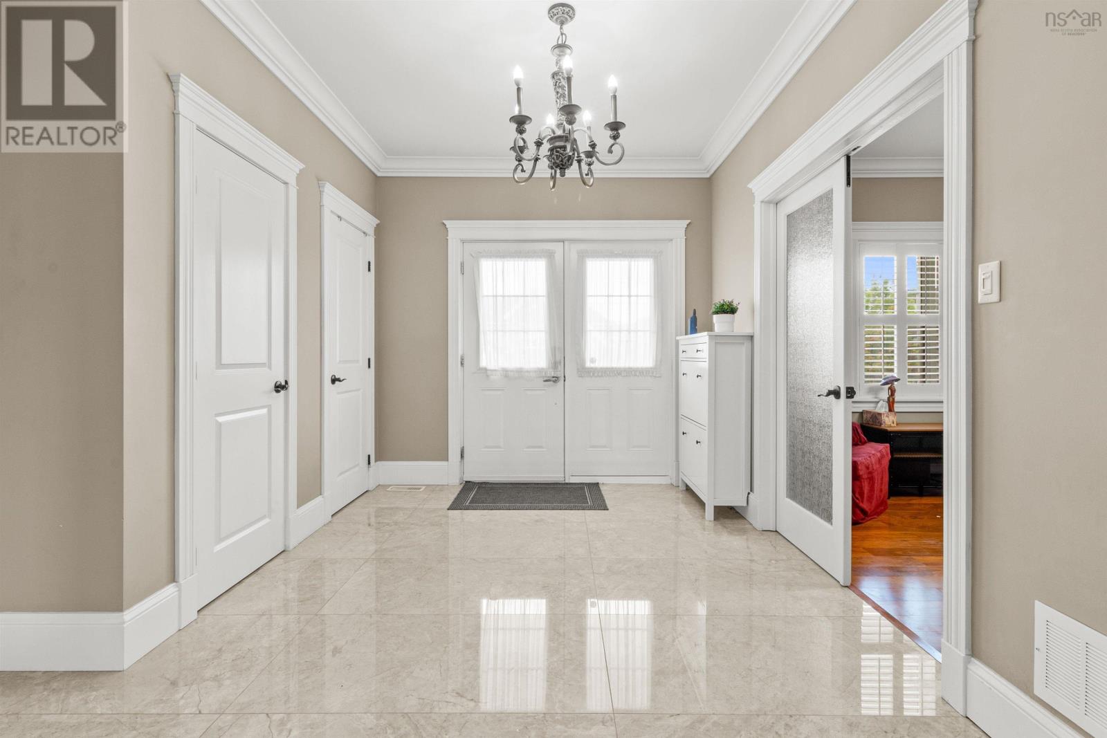 Property 4 of 38 of 55 Sophia Street