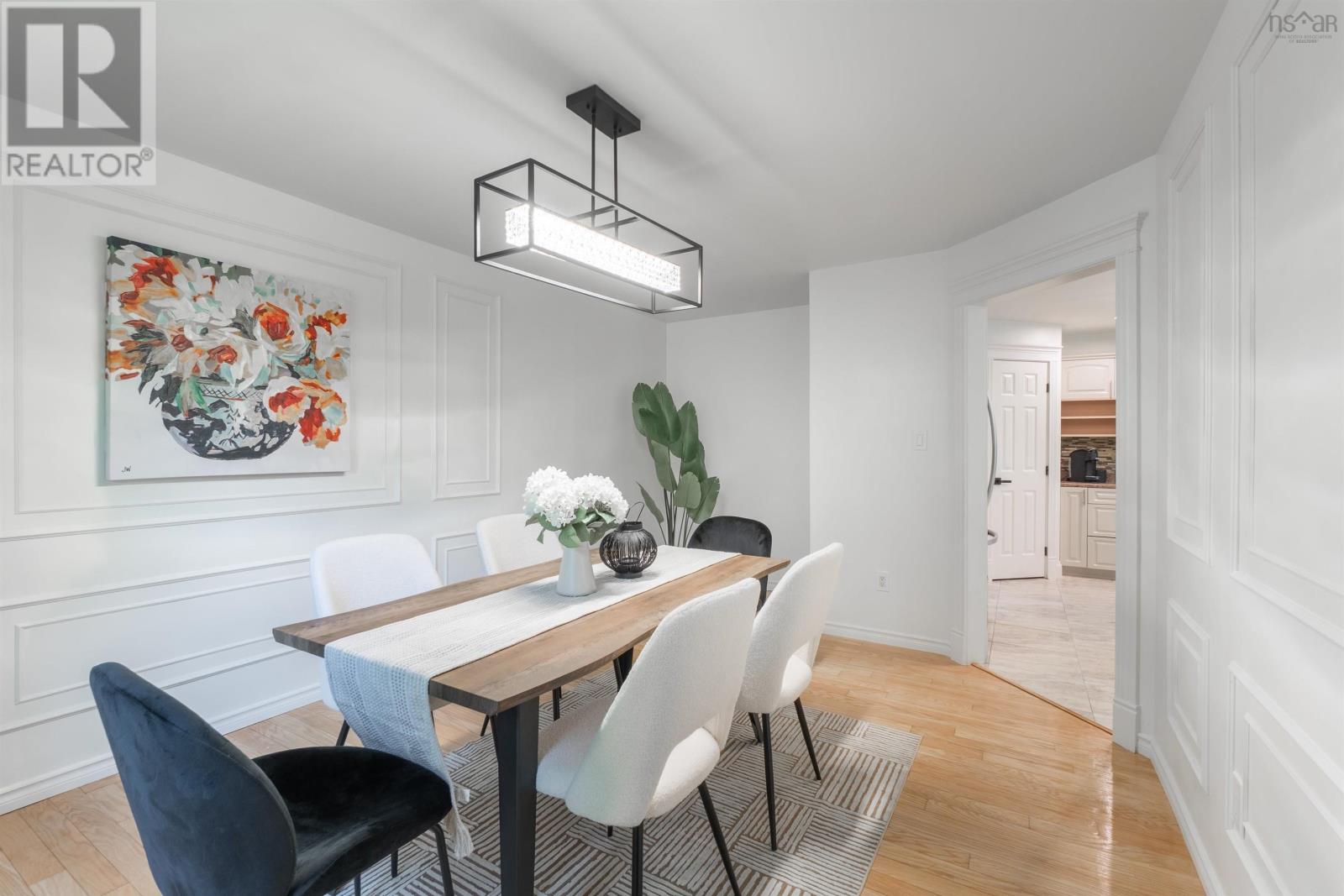 Property 11 of 47 of 10 Salto Drive