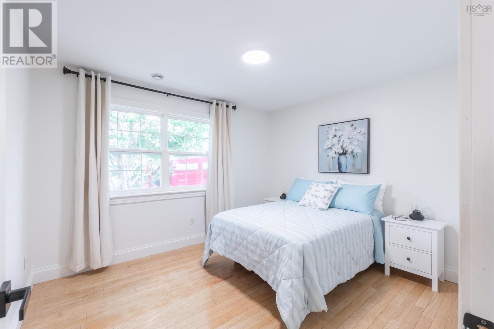 Property 32 of 47 of 10 Salto Drive