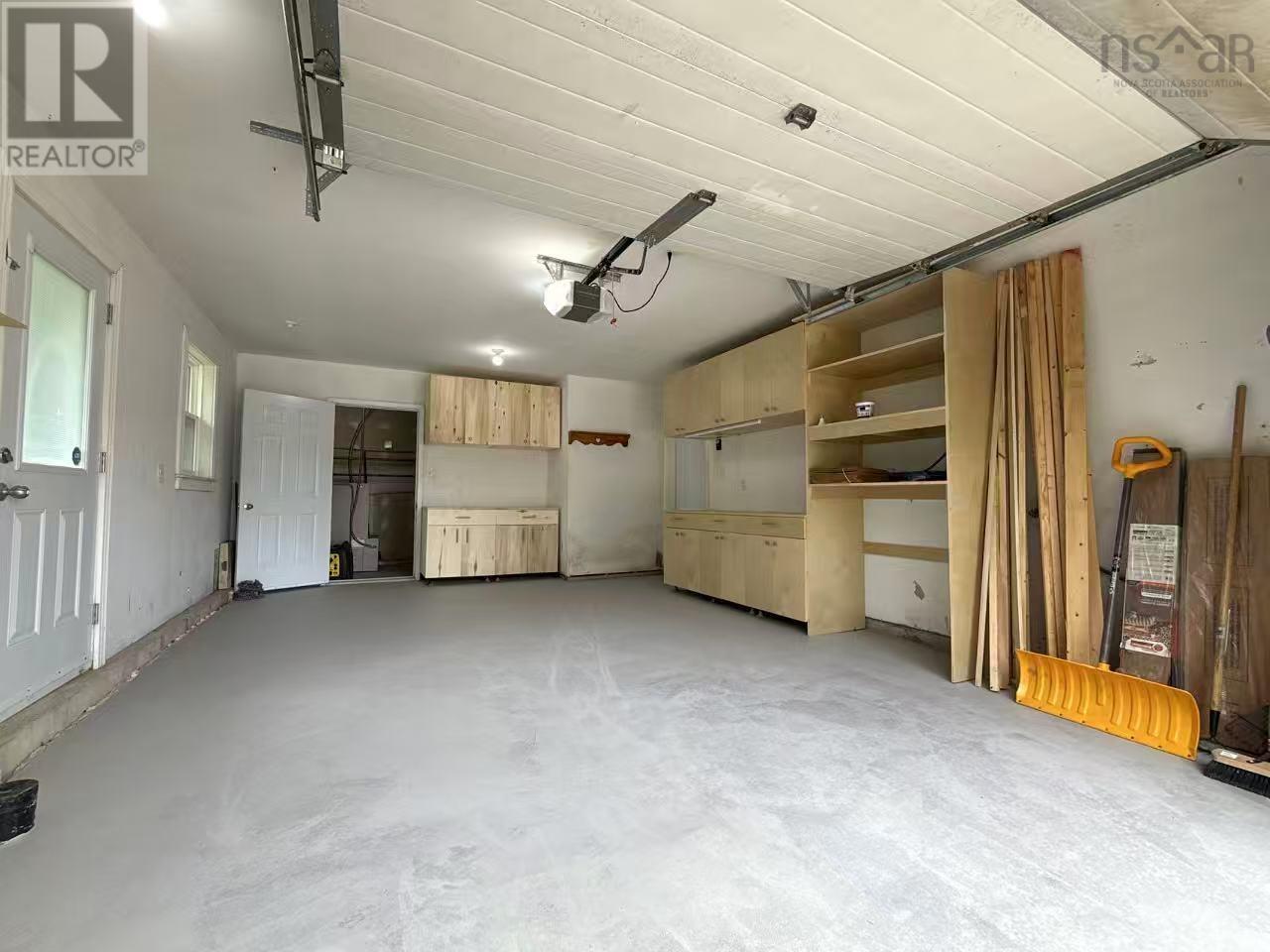 Property 40 of 47 of 10 Salto Drive