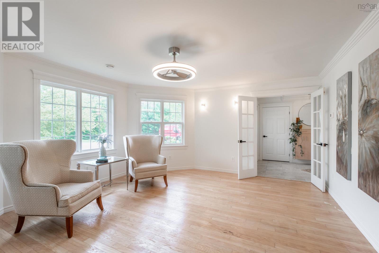 Property 7 of 47 of 10 Salto Drive