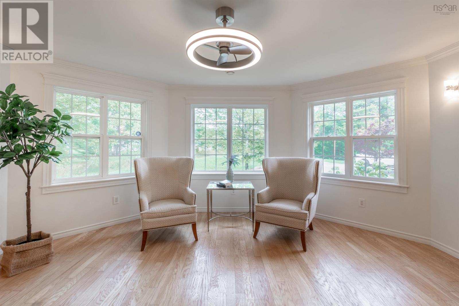 Property 6 of 47 of 10 Salto Drive