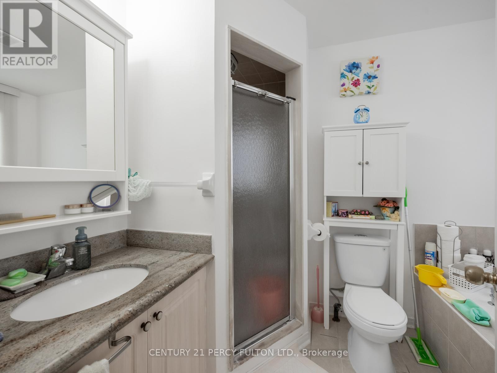 3040 BENTLEY DRIVE - 25