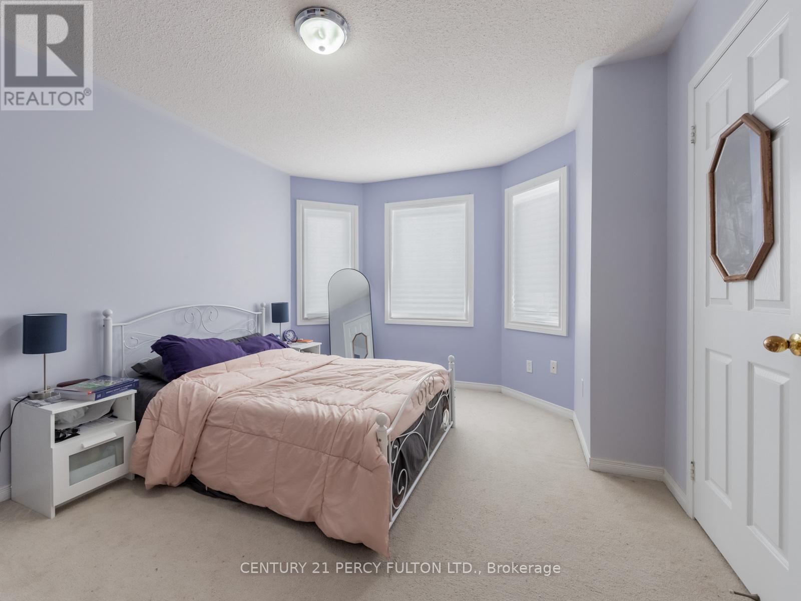 3040 BENTLEY DRIVE - 30