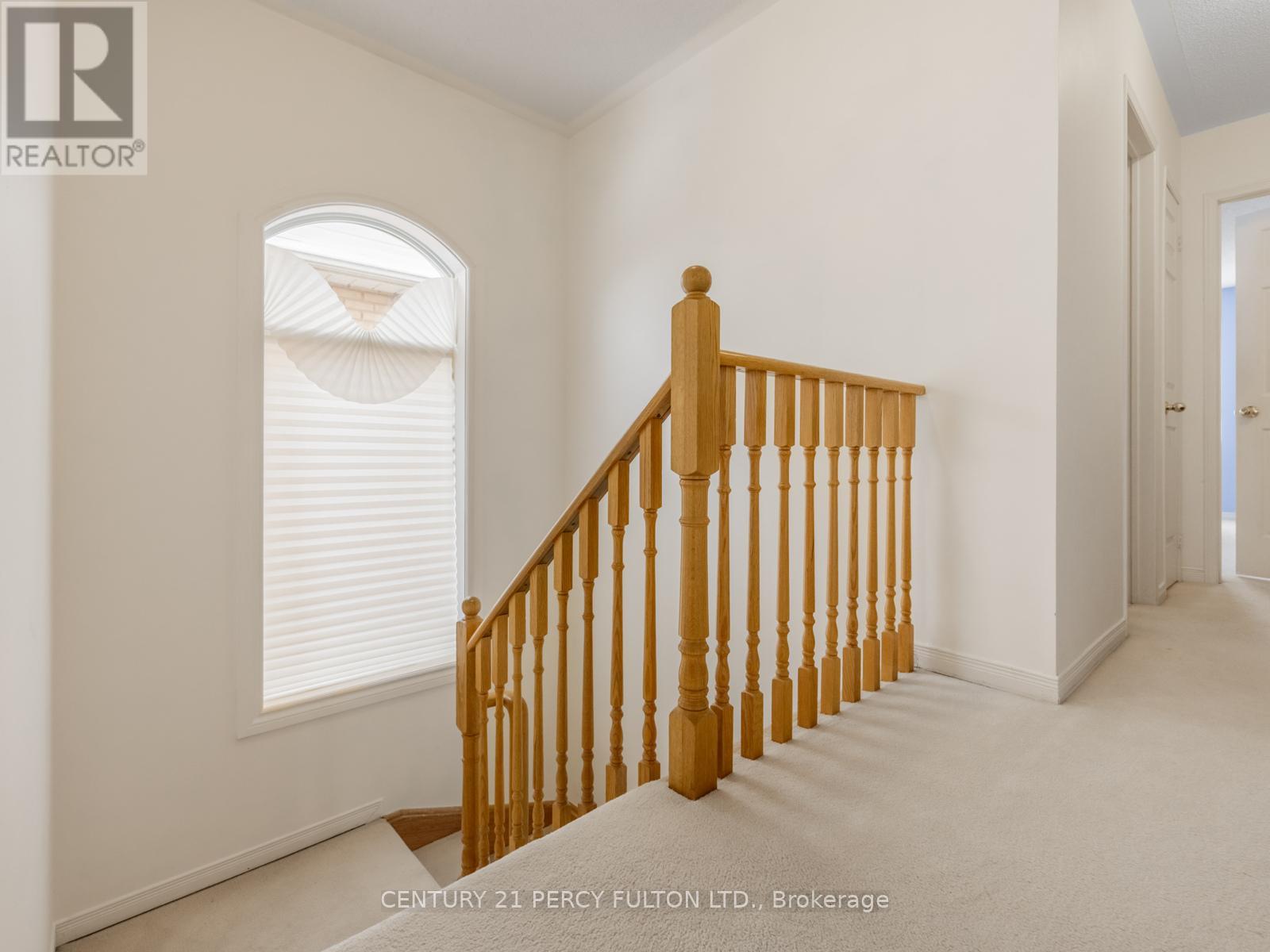 3040 BENTLEY DRIVE - 22