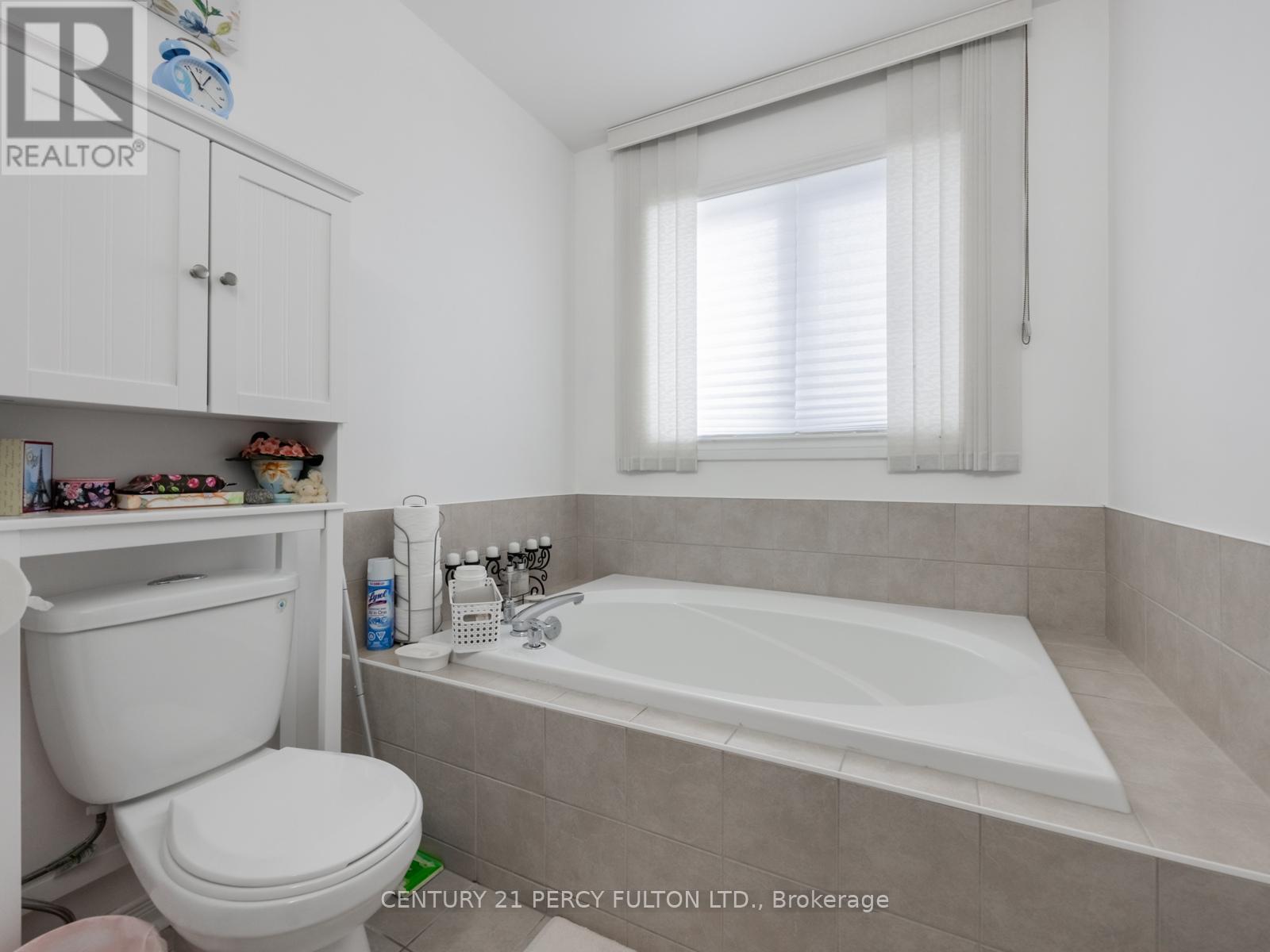 3040 BENTLEY DRIVE - 26