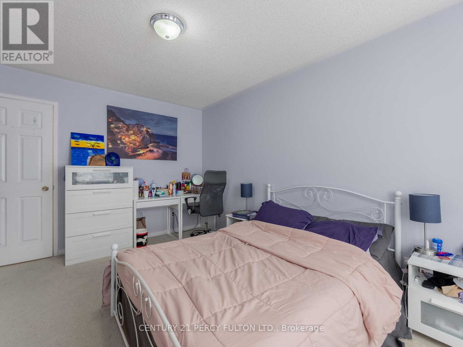 3040 BENTLEY DRIVE - 31