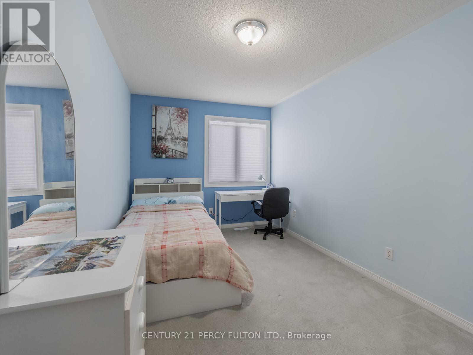 3040 BENTLEY DRIVE - 27