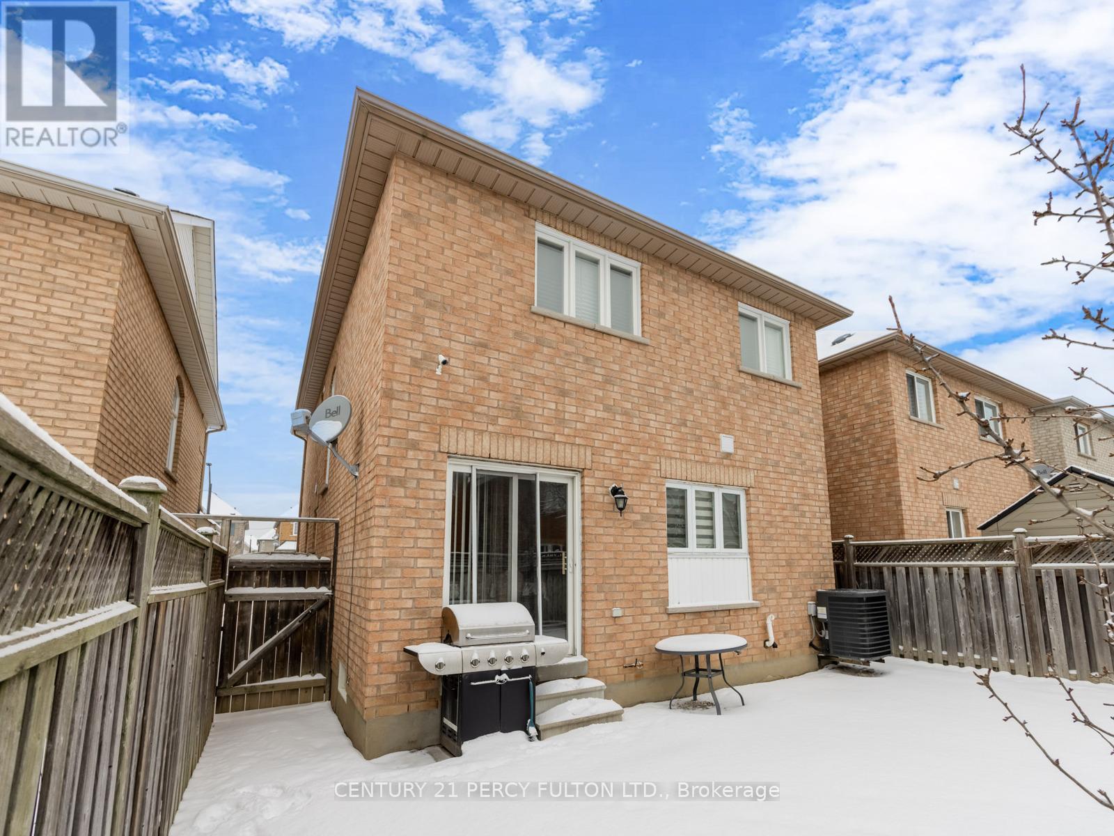 3040 BENTLEY DRIVE - 35
