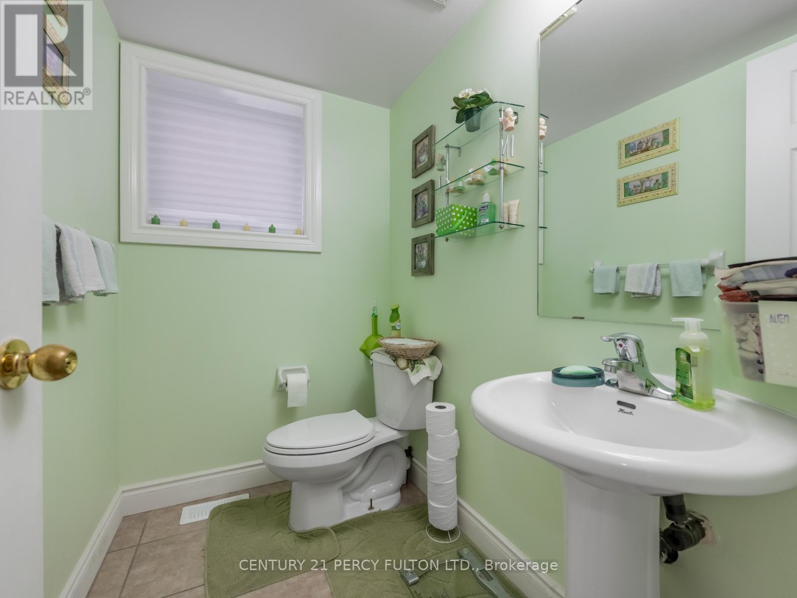 3040 BENTLEY DRIVE - 20