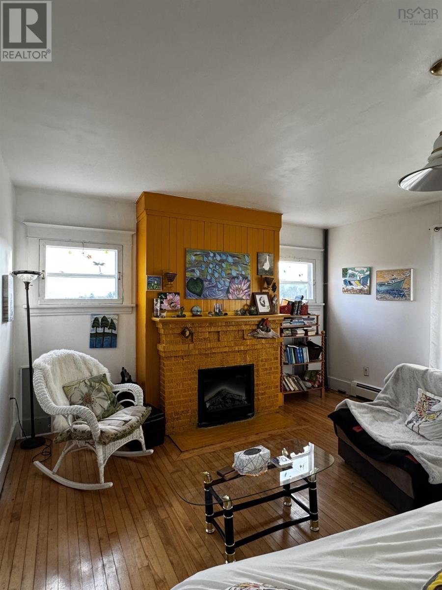 53 Carleton Terrace - 11