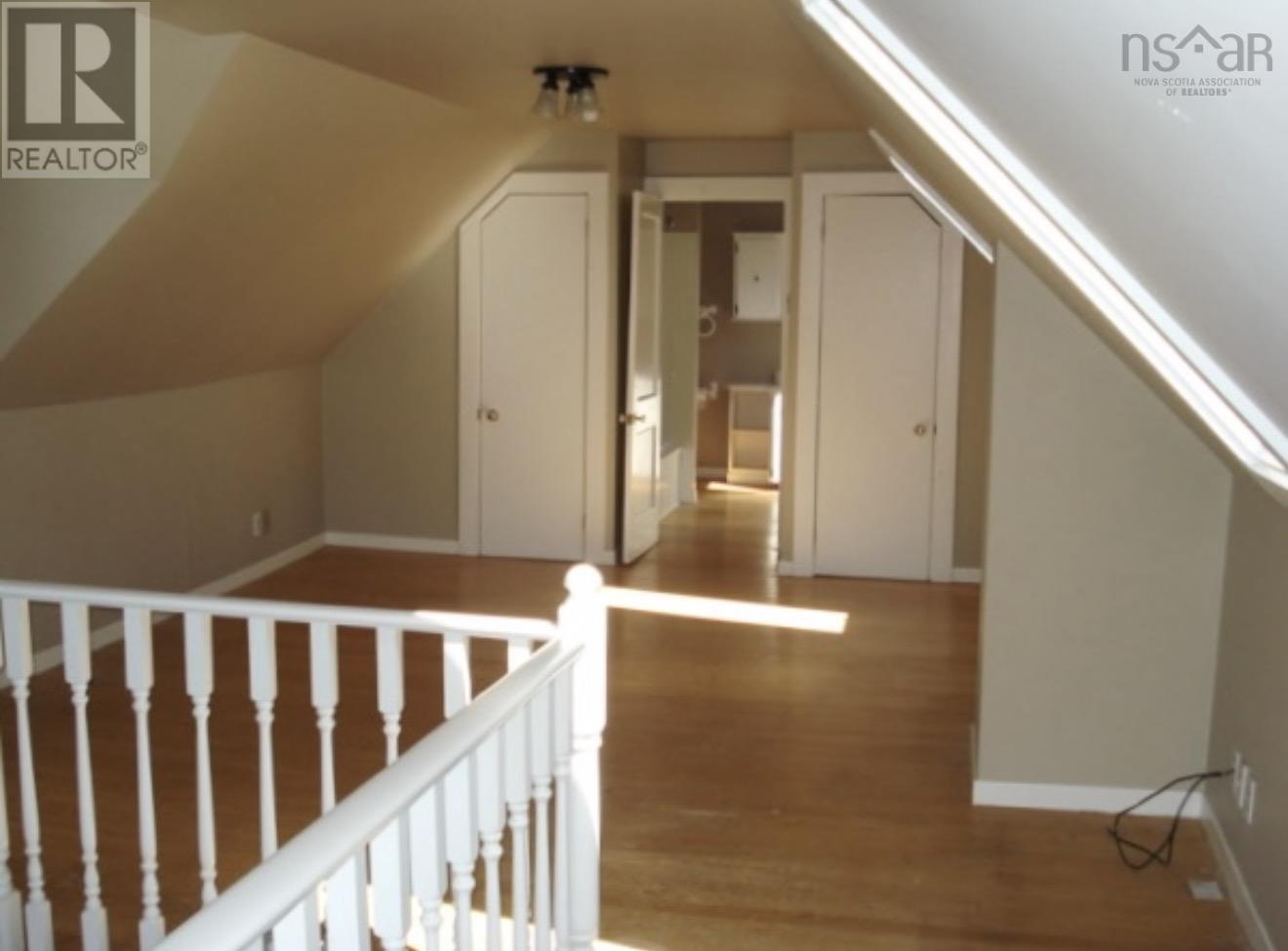 Property 41 of 48 of 10352 Highway 1