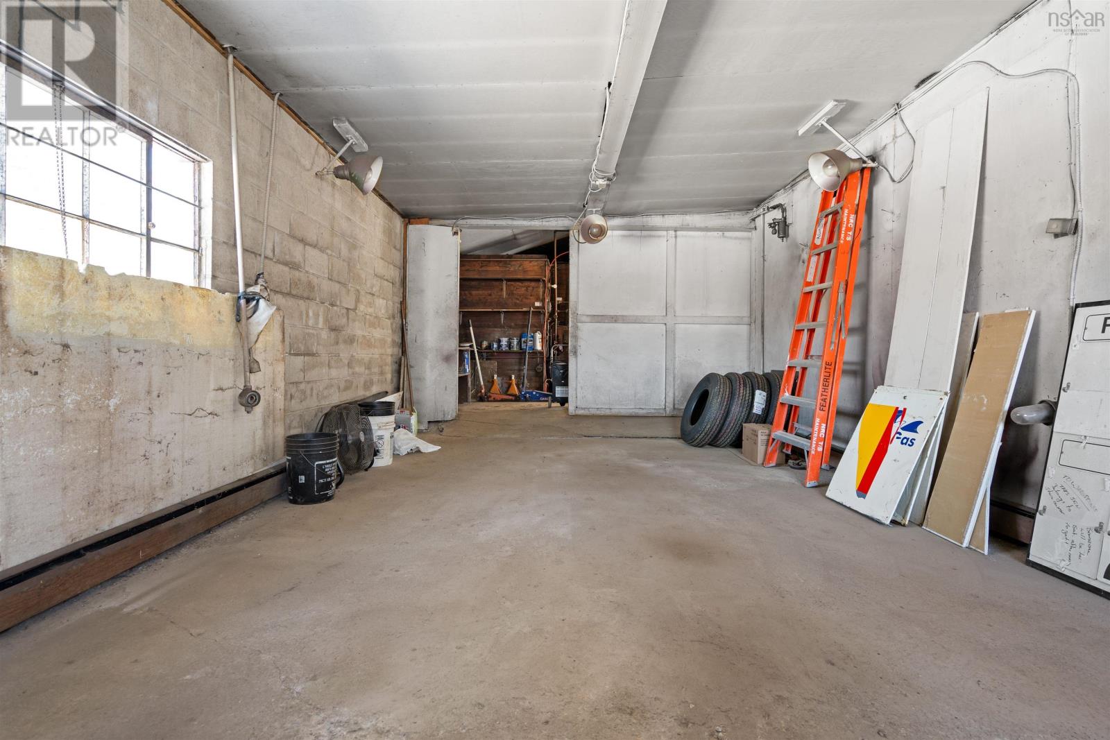 Property 4 of 17 of 5491 Highway 236