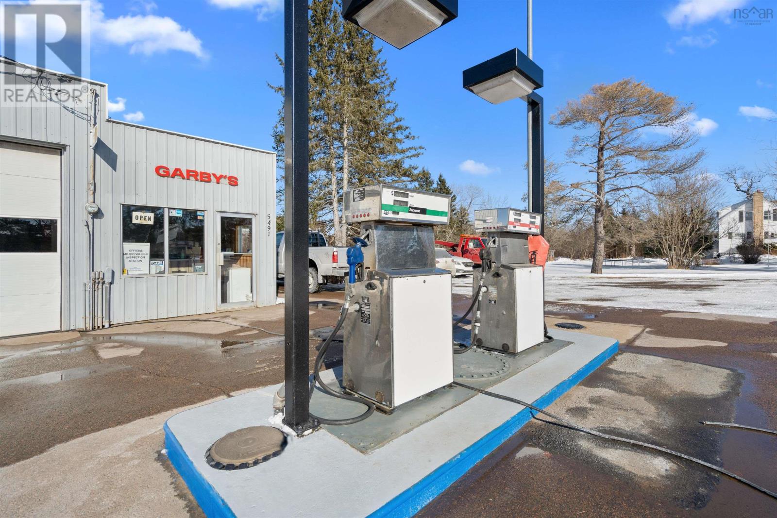 Property 12 of 17 of 5491 Highway 236