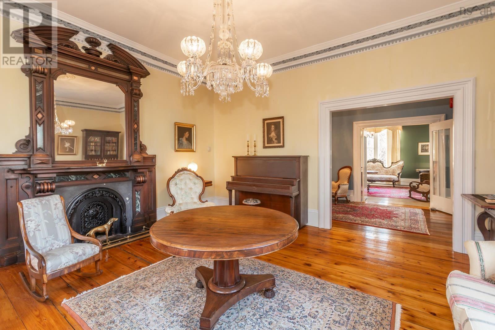 Property 47 of 49 of 519 St George Street